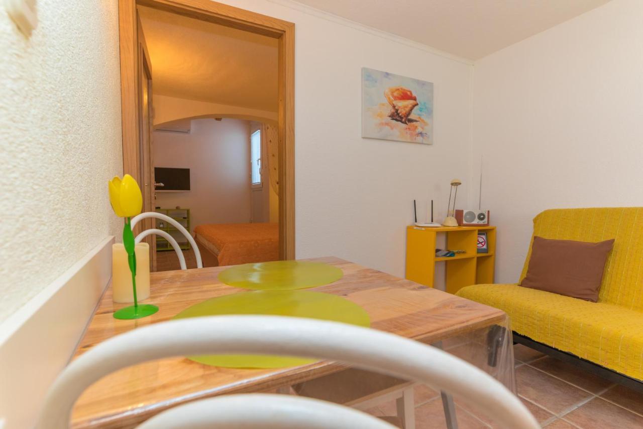 Apartments Lux Бол Экстерьер фото
